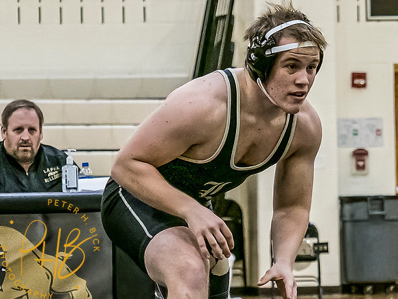 Lapel Wrestling 2021-22 0188-Edit