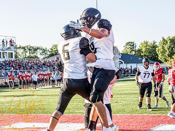 Lapel Football 2022 0747-Edit