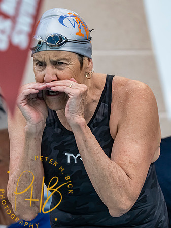 swimmer-cheering- 2025 USMS Spring Nationals 3269-Edit