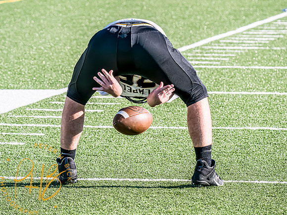 Lapel Football 2022 0554-Edit