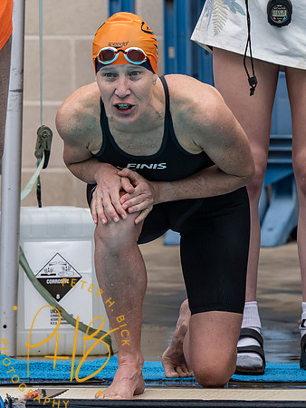 swimmer-cheering- 2025 USMS Spring Nationals 3323-Edit