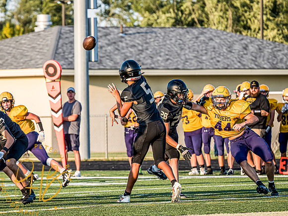 Lapel Football 2024 0302-Edit