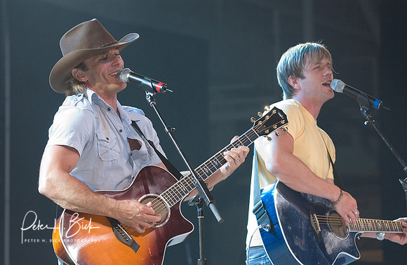 Blue County 2004  438