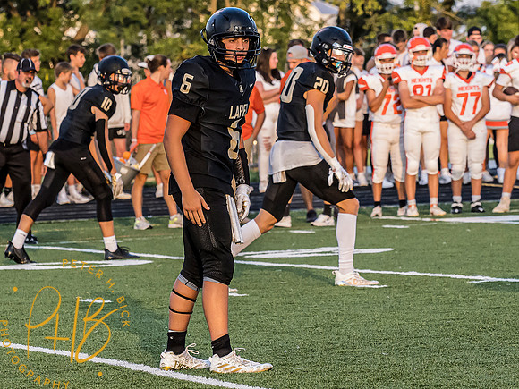 Lapel Football 2022 0328-Edit