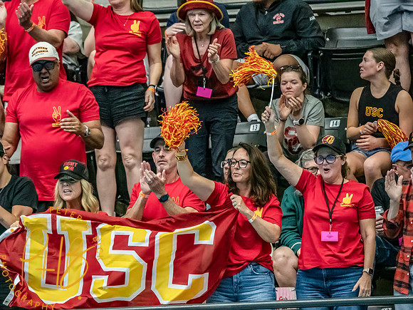 fans- 2025 NCAA Women's Water Polo 1267-Edit