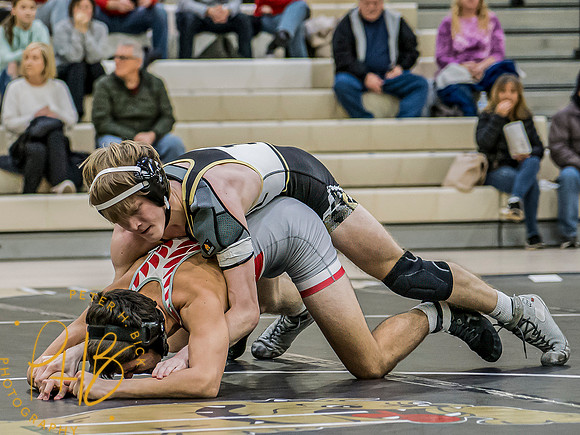 Lapel Wrestling 2024-25 0429-Edit