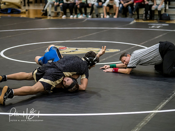 Lapel Wrestling 2018-19 0267