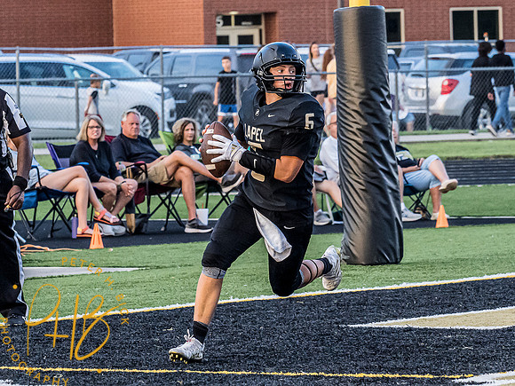 Lapel Football 2022 0360-Edit