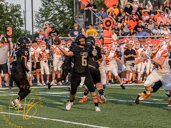 Lapel Football 2022 0322-Edit