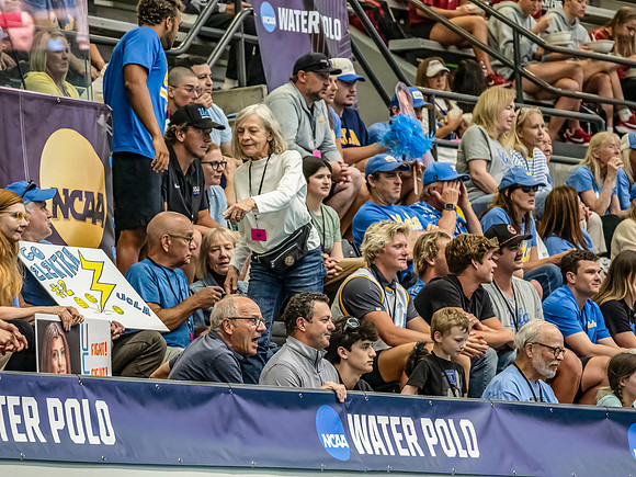 fans- 2025 NCAA Women's Water Polo 1182-Edit