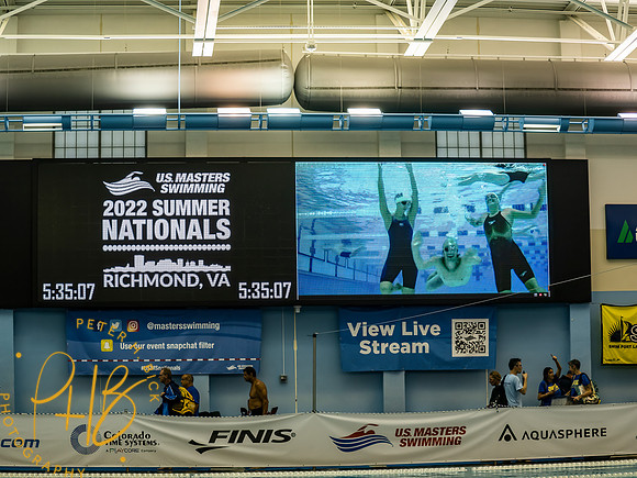 venue-jumbo-board- 2022 USMS Summe Nats 2957-Edit