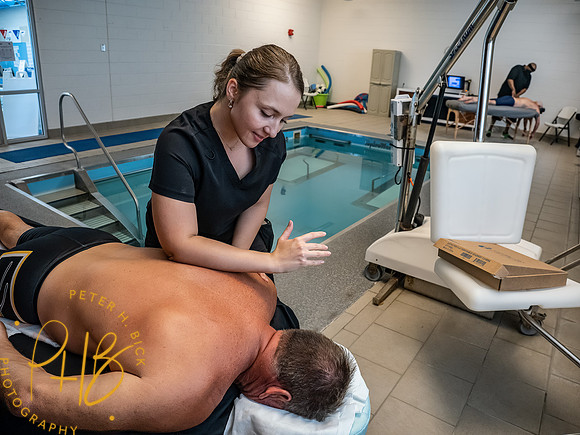 massage- 2022 USMS Summe Nats 0368-Edit
