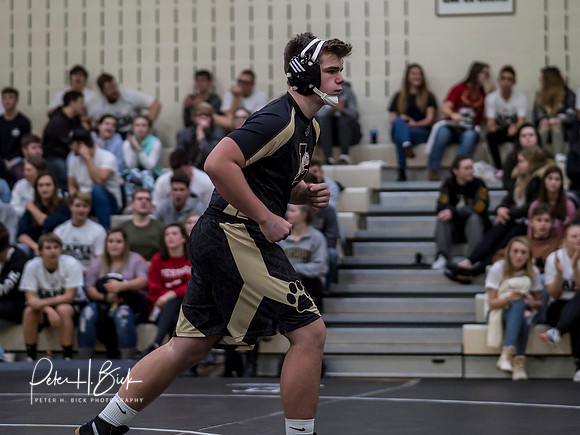 Lapel Wrestling 2018-19 0553