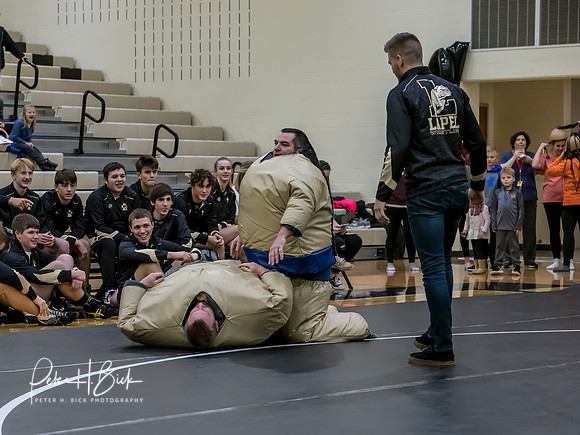 Lapel Wrestling 2018-19 0035