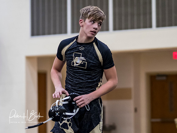 Lapel Wrestling 2018-19 0429