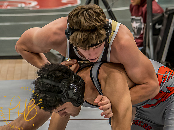 Lapel Wrestling 2024-25 0193-Edit