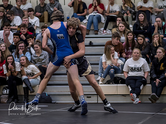 Lapel Wrestling 2018-19 0407