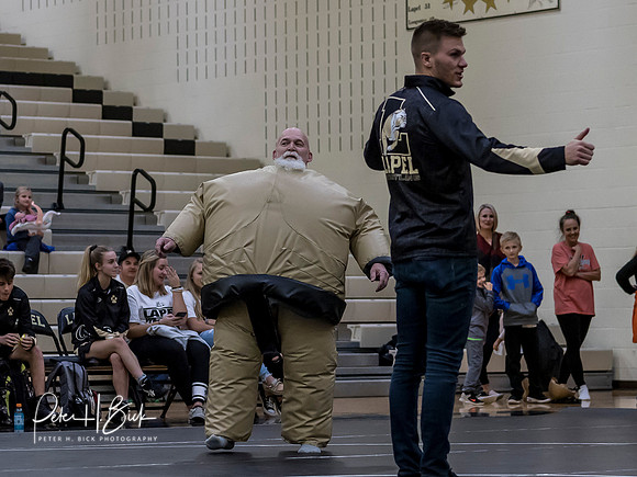 Lapel Wrestling 2018-19 0077