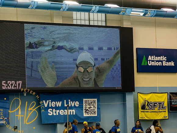 venue-jumbo-board- 2022 USMS Summe Nats 2942-Edit