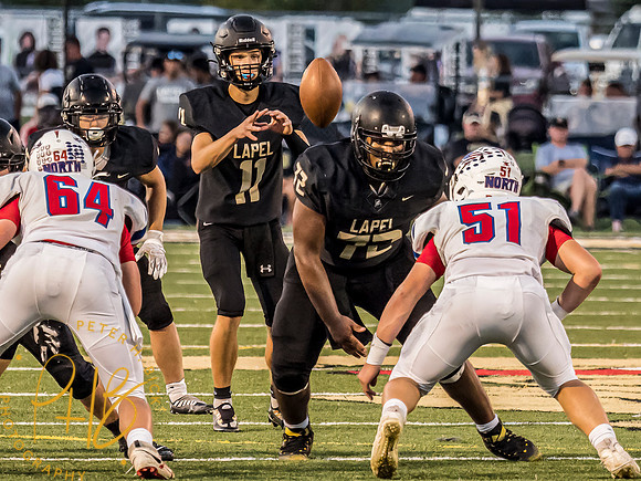 Lapel Football 2022 1184-Edit