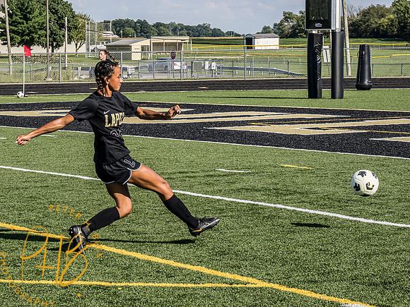 Lapel Soccer 2022 0104-Edit