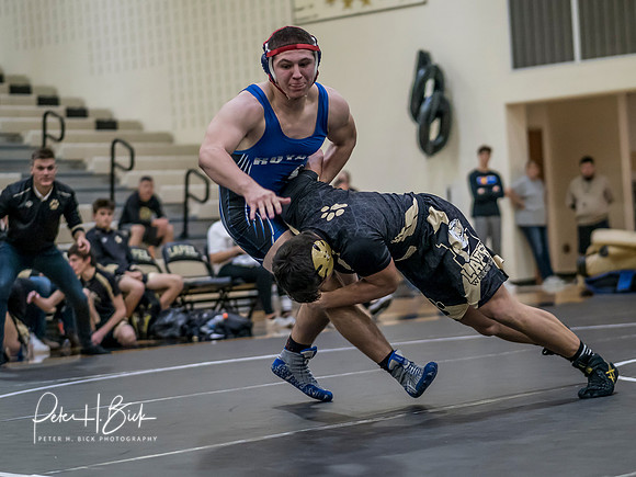 Lapel Wrestling 2018-19 0597
