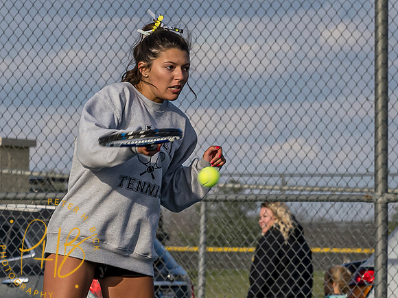 -Lapel Girl's Tennis 2022 0572-Edit